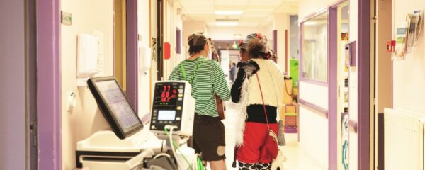 Les clowns présents dans les services de pédiatrie